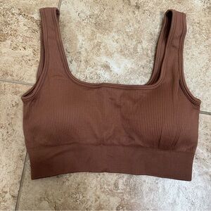 Women’s seamless brown sports bra